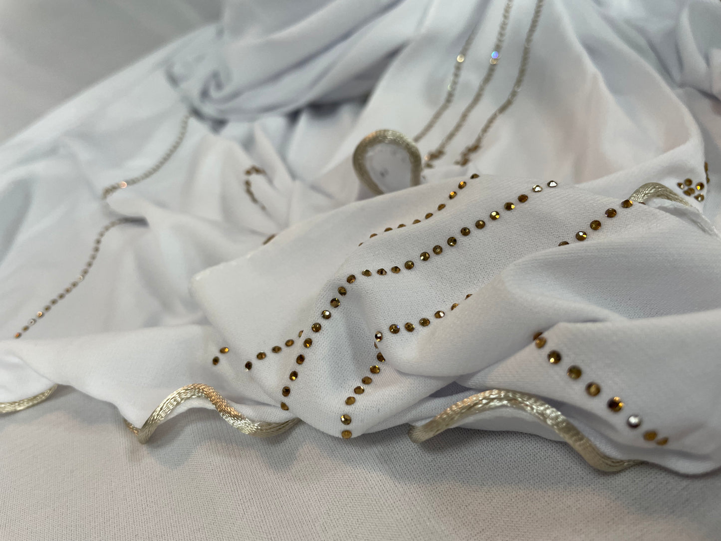 Permium Jersey Hijab mit stras in weiß