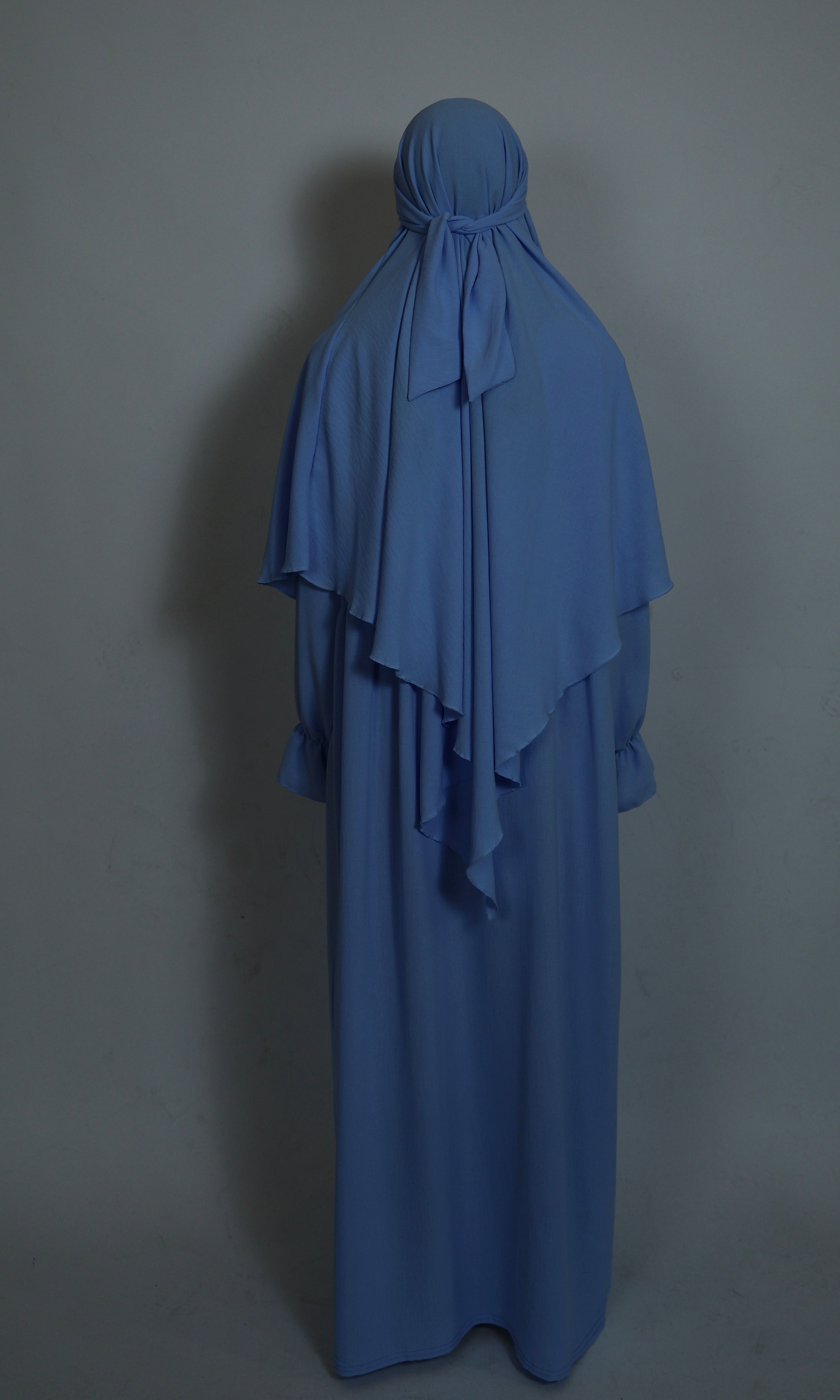 Khimar Hellblau Rückenansicht, vollständige Bedeckung