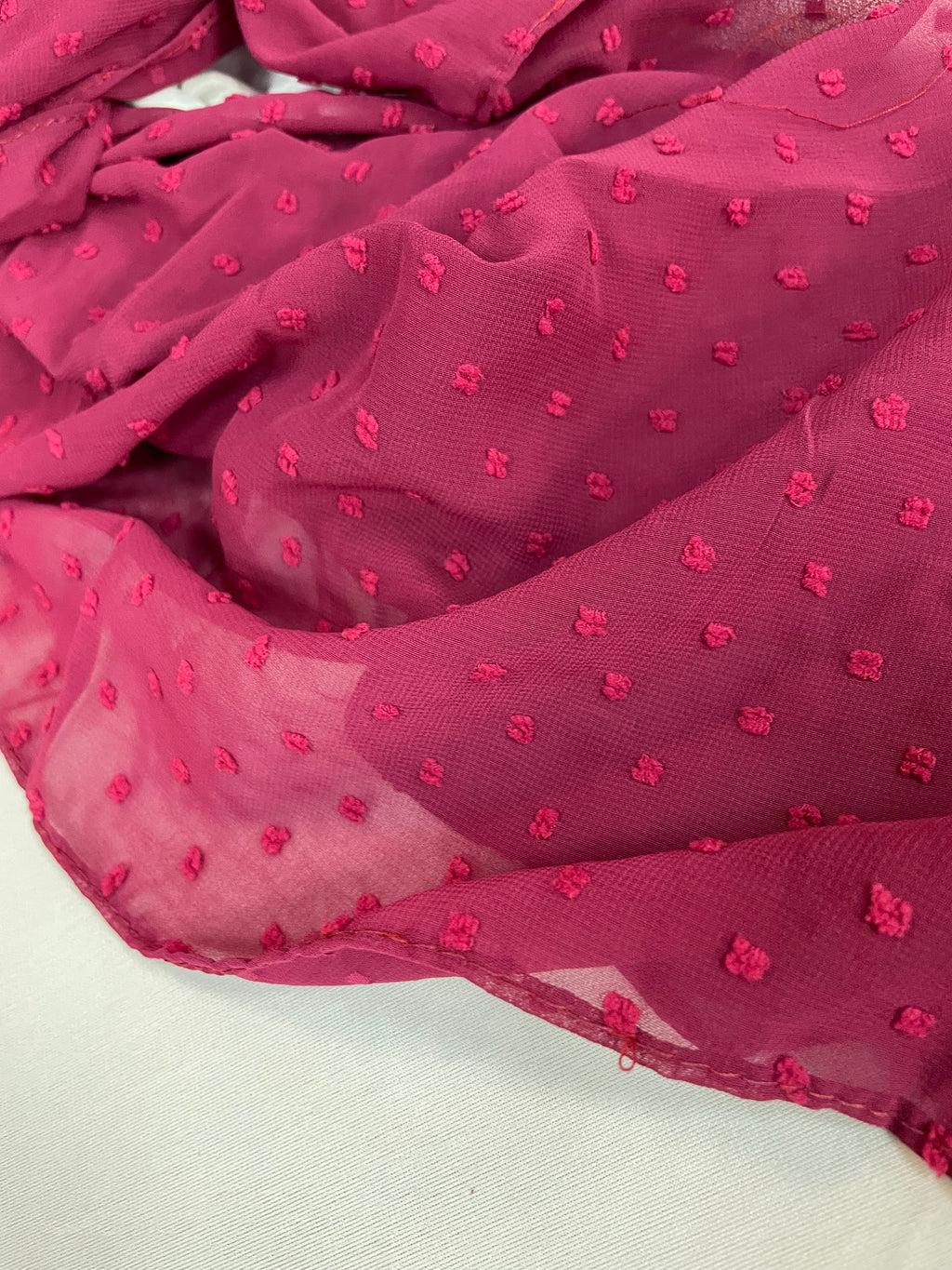 Bestickter Chiffon Hijab rot