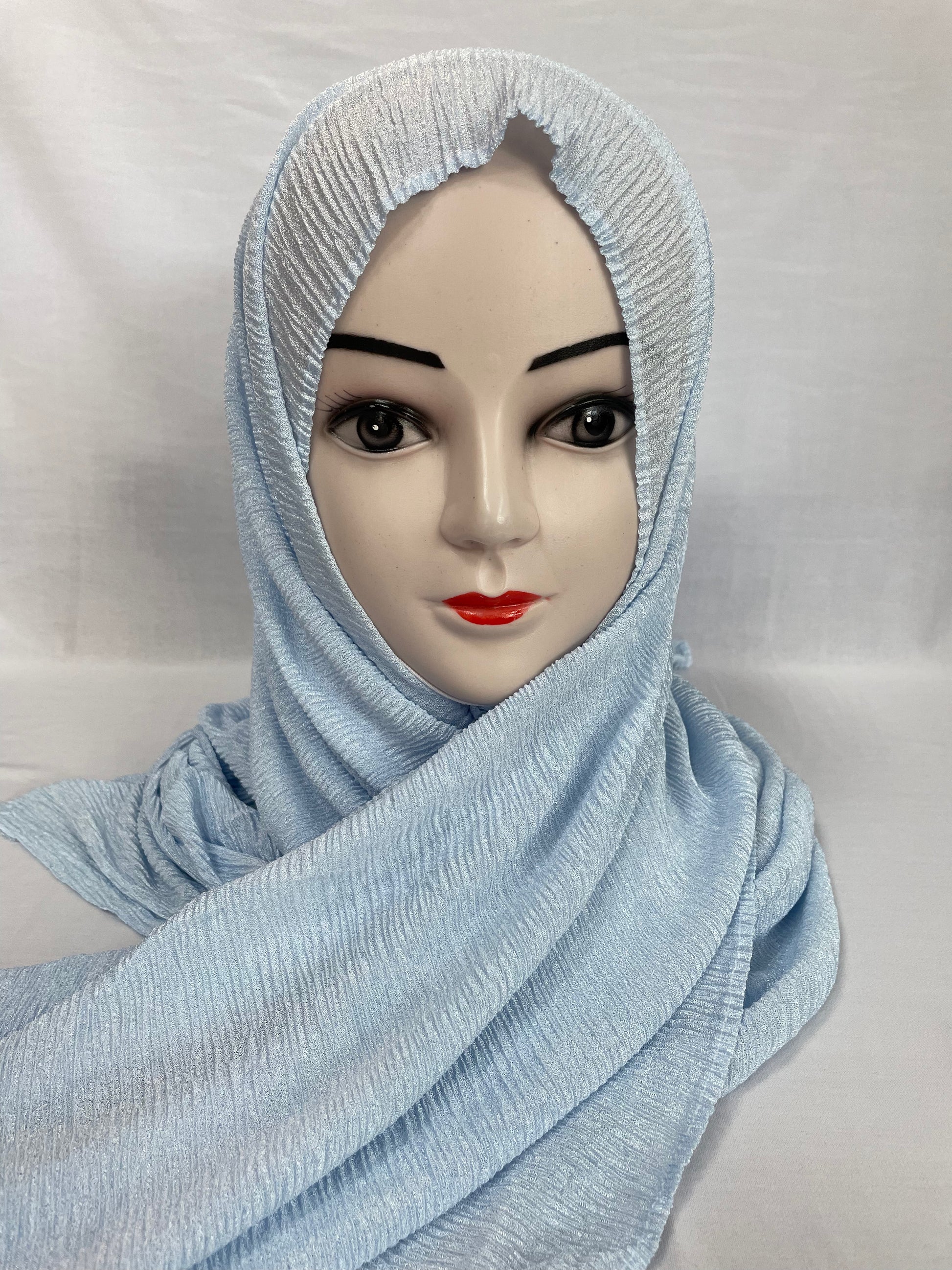 Kaschmir Hijab Hellblau – elegant gestylt