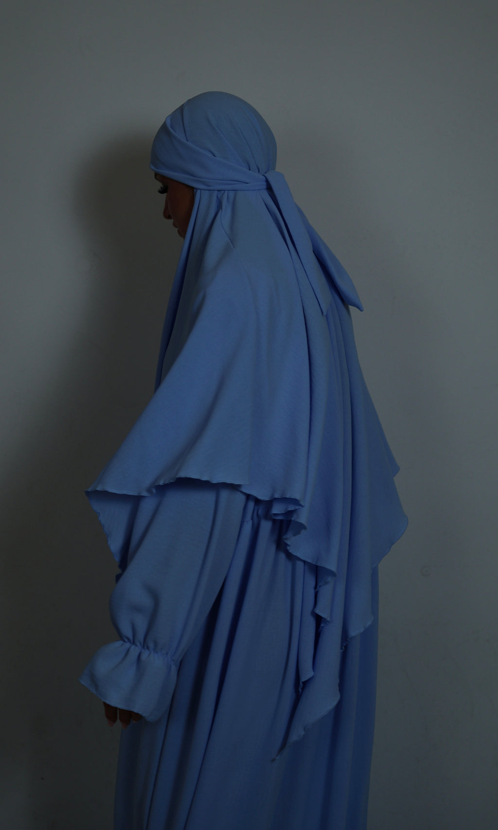 Hellblauer Khimar