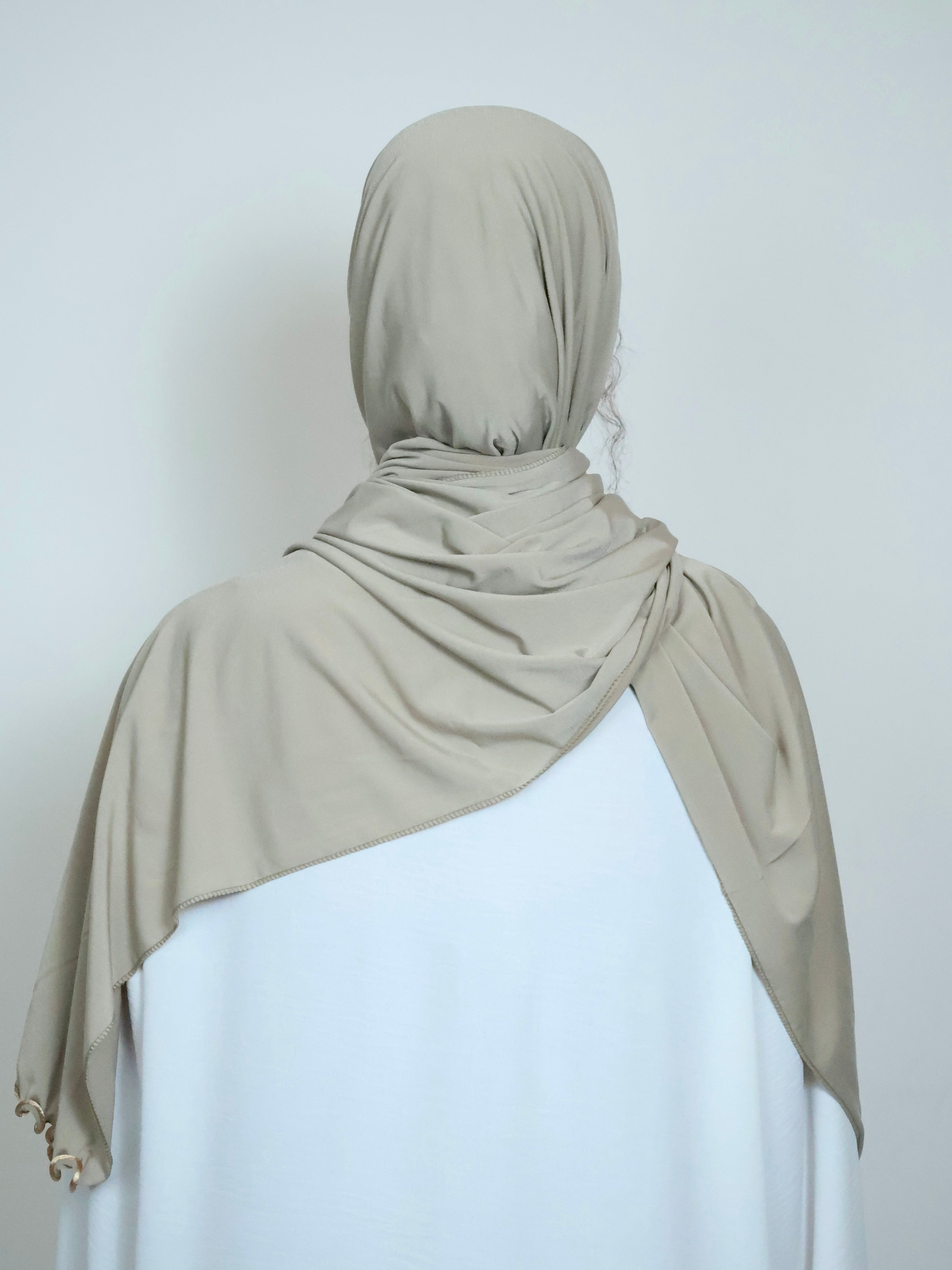 Jersey Hijab Beige mit Goldlinie