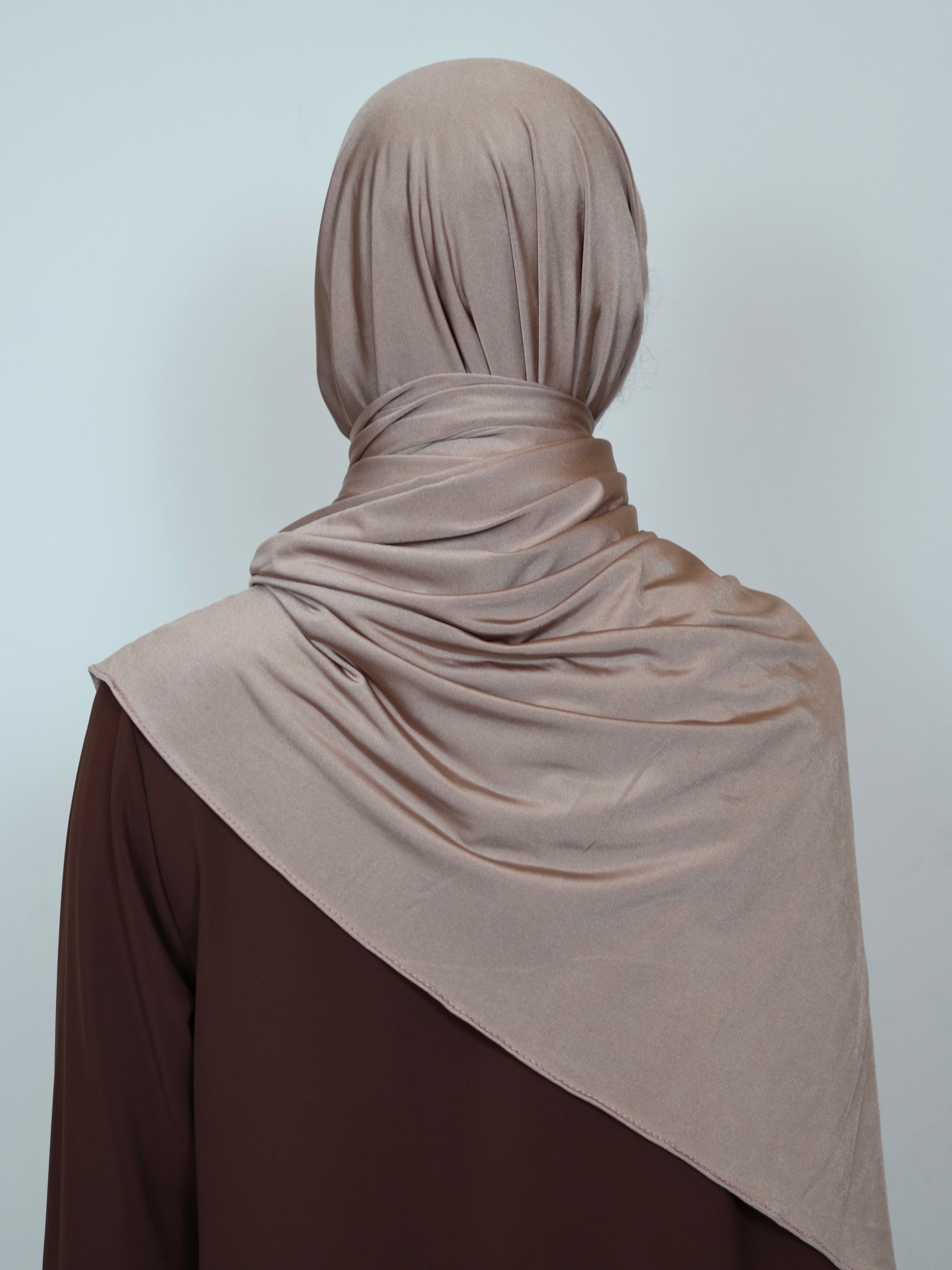 Jersey Satin Hijab Schokobraun Rückansicht