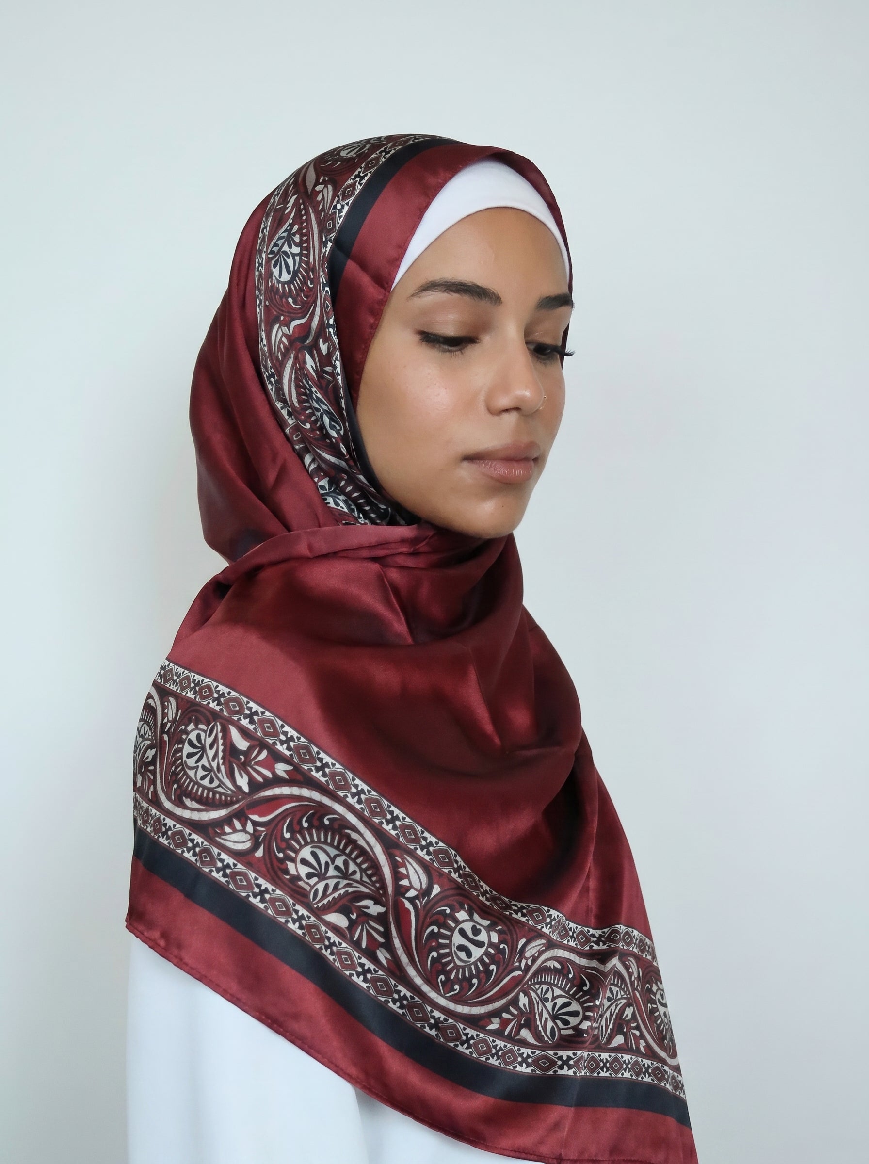 Oriental Hijab Rot